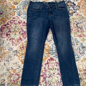 Beautiful flirty, Old Navy jeans